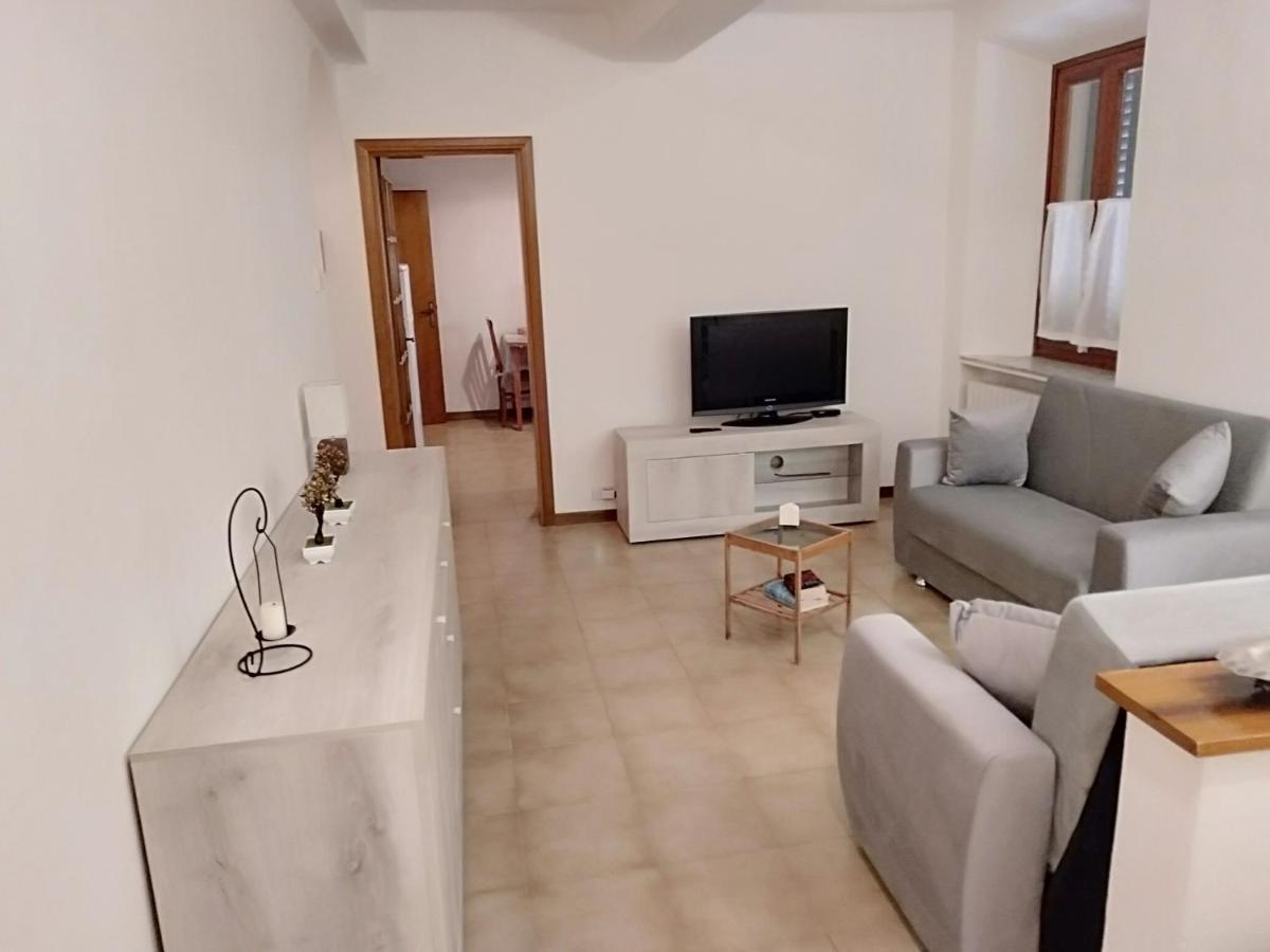 Ferienwohnung La Casa Di Elisa Vinci Exterior foto